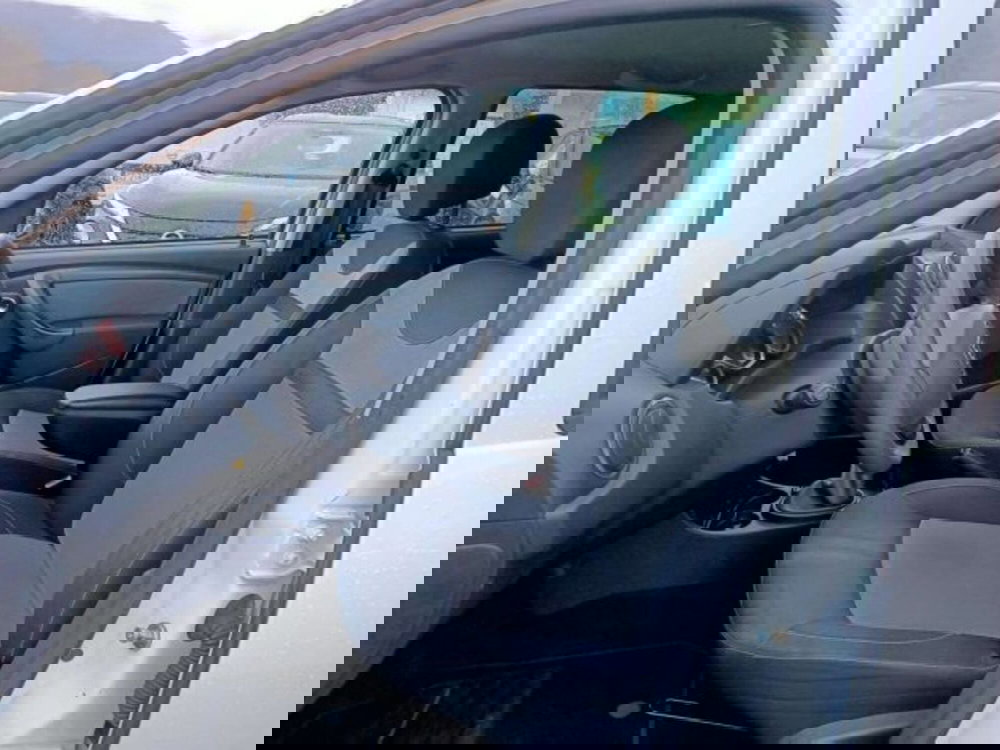 Dacia Duster usata a Firenze (12)