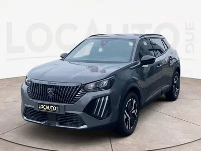 Peugeot 2008 1.2 hybrid Active 136cv e-dcs6 del 2025 usata a Torino