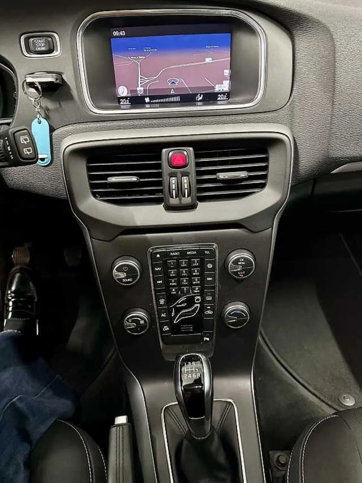 Volvo V40 usata a Macerata (10)