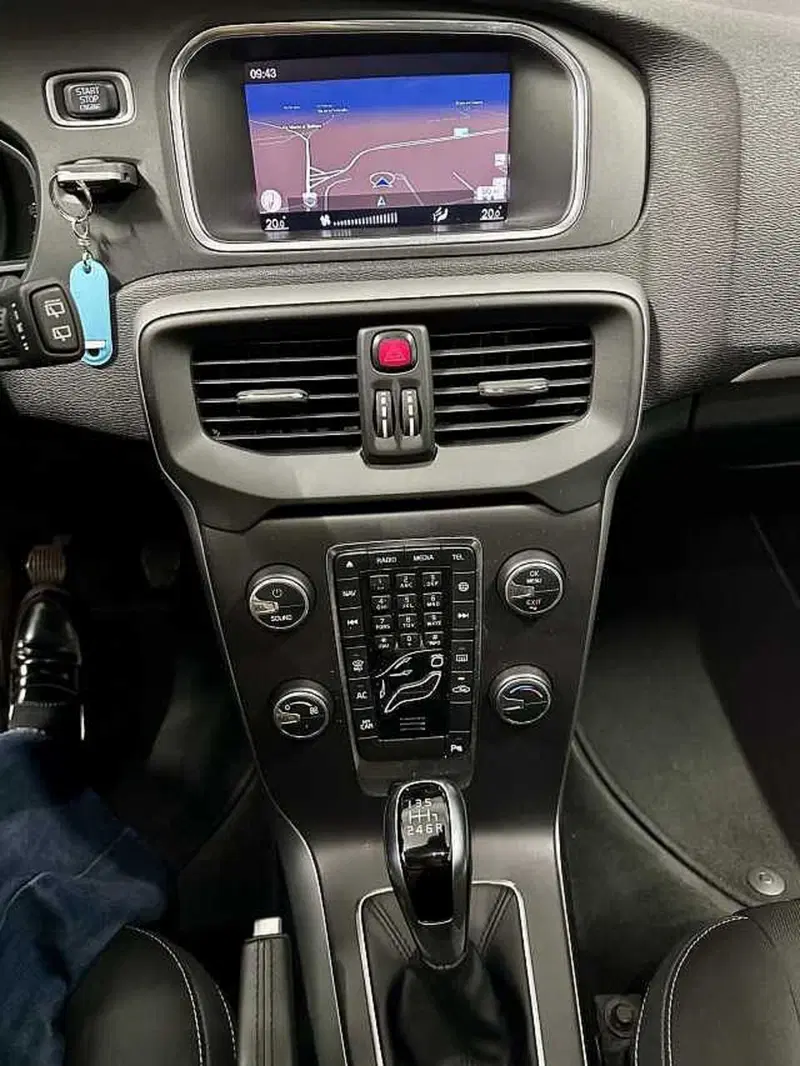 Volvo V40 usata a Macerata (10)