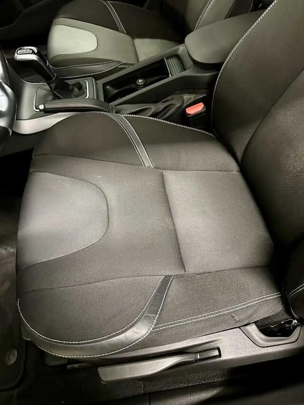 Volvo V40 usata a Macerata (13)