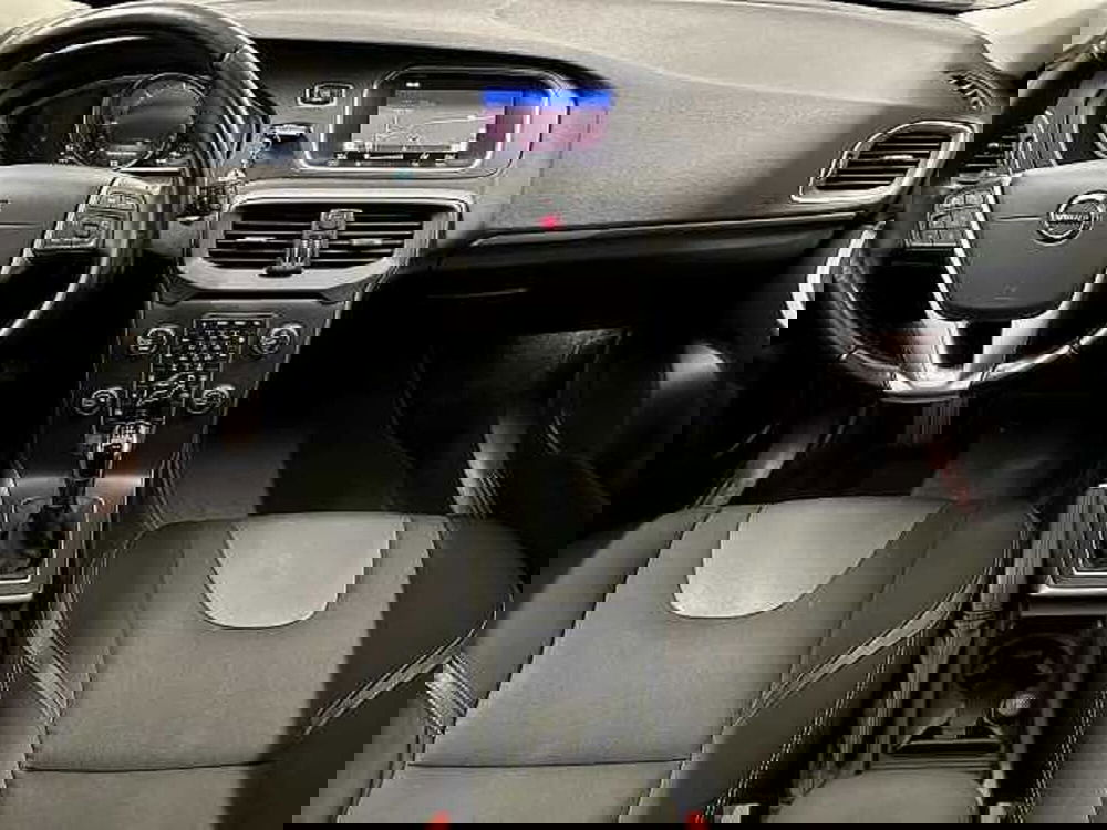 Volvo V40 usata a Macerata (14)