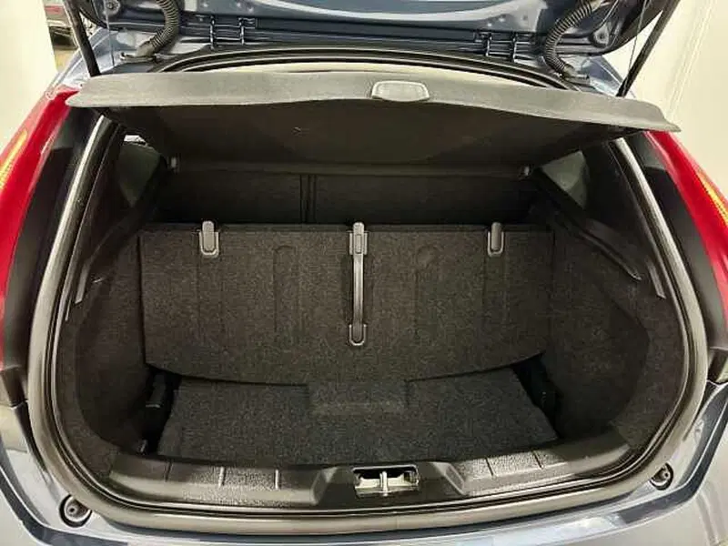 Volvo V40 usata a Macerata (19)