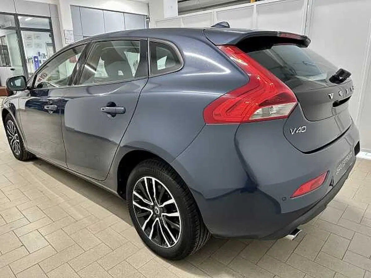 Volvo V40 usata a Macerata (2)