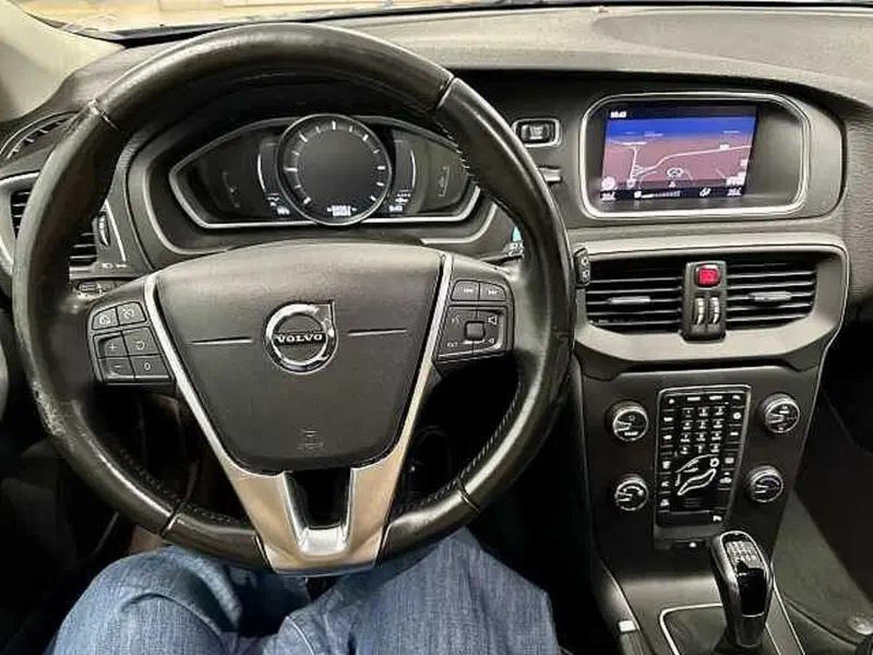 Volvo V40 usata a Macerata (8)
