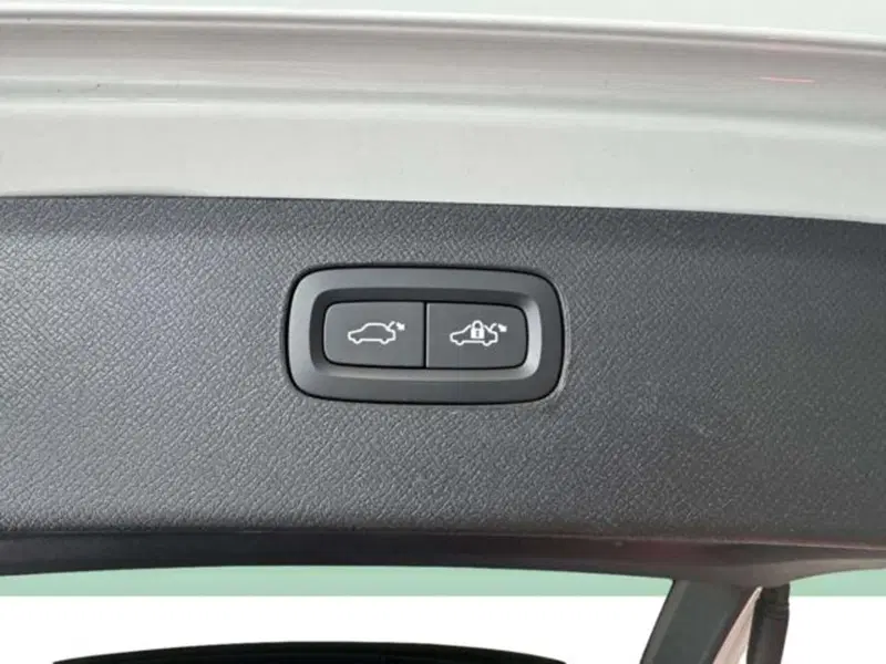 Volvo XC90 usata a Firenze (11)
