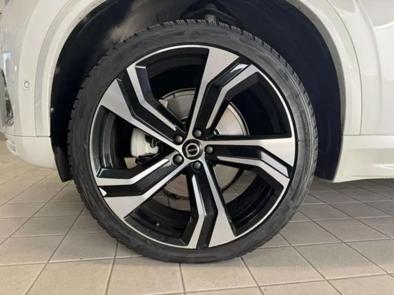 Volvo XC90 usata a Firenze (9)