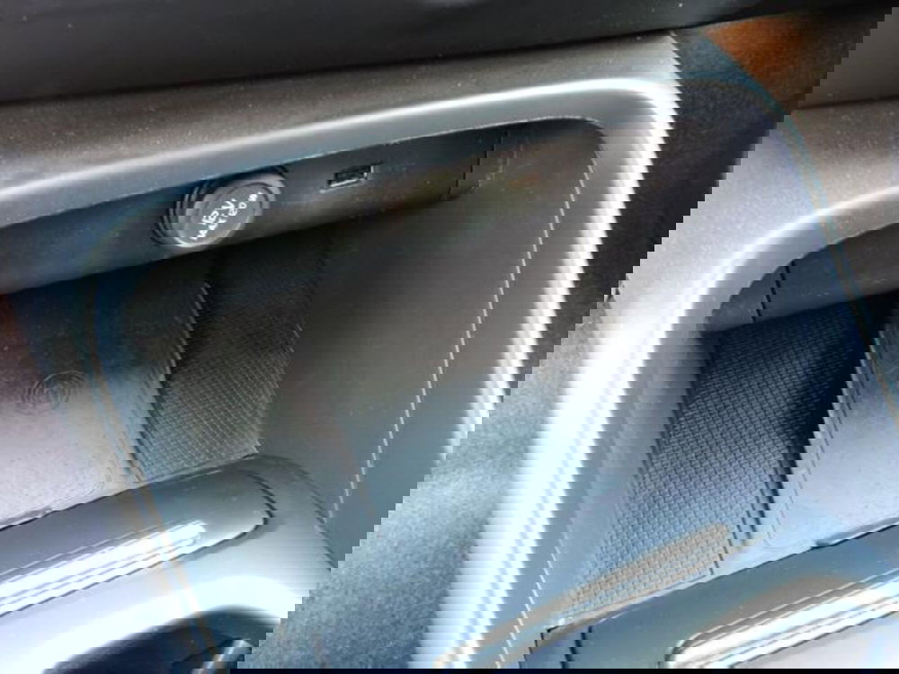 Volvo XC40 usata a Firenze (16)