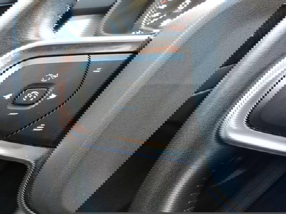Volvo XC40 usata a Firenze (18)