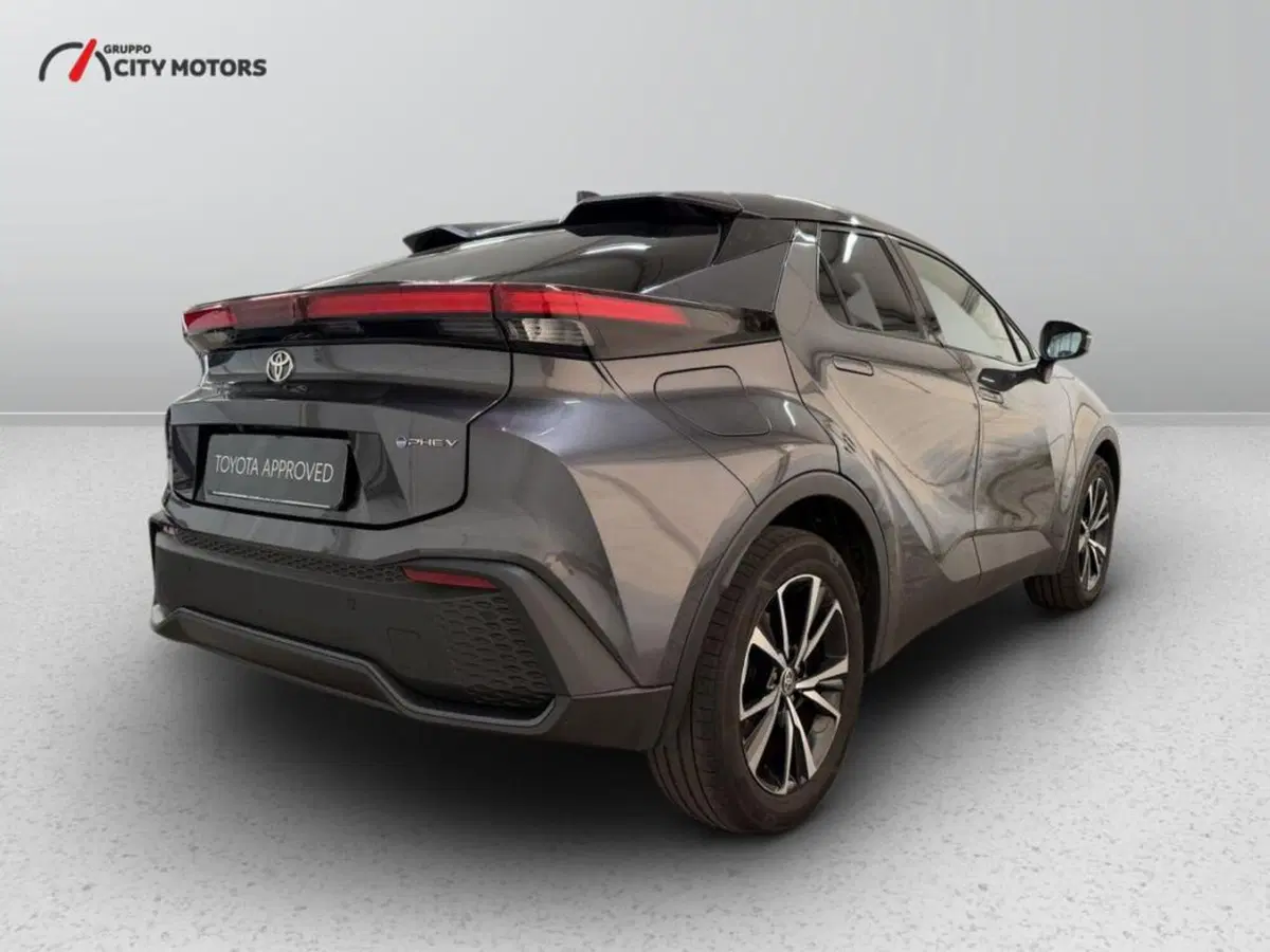 Toyota Toyota C-HR usata a Monza e Brianza (6)