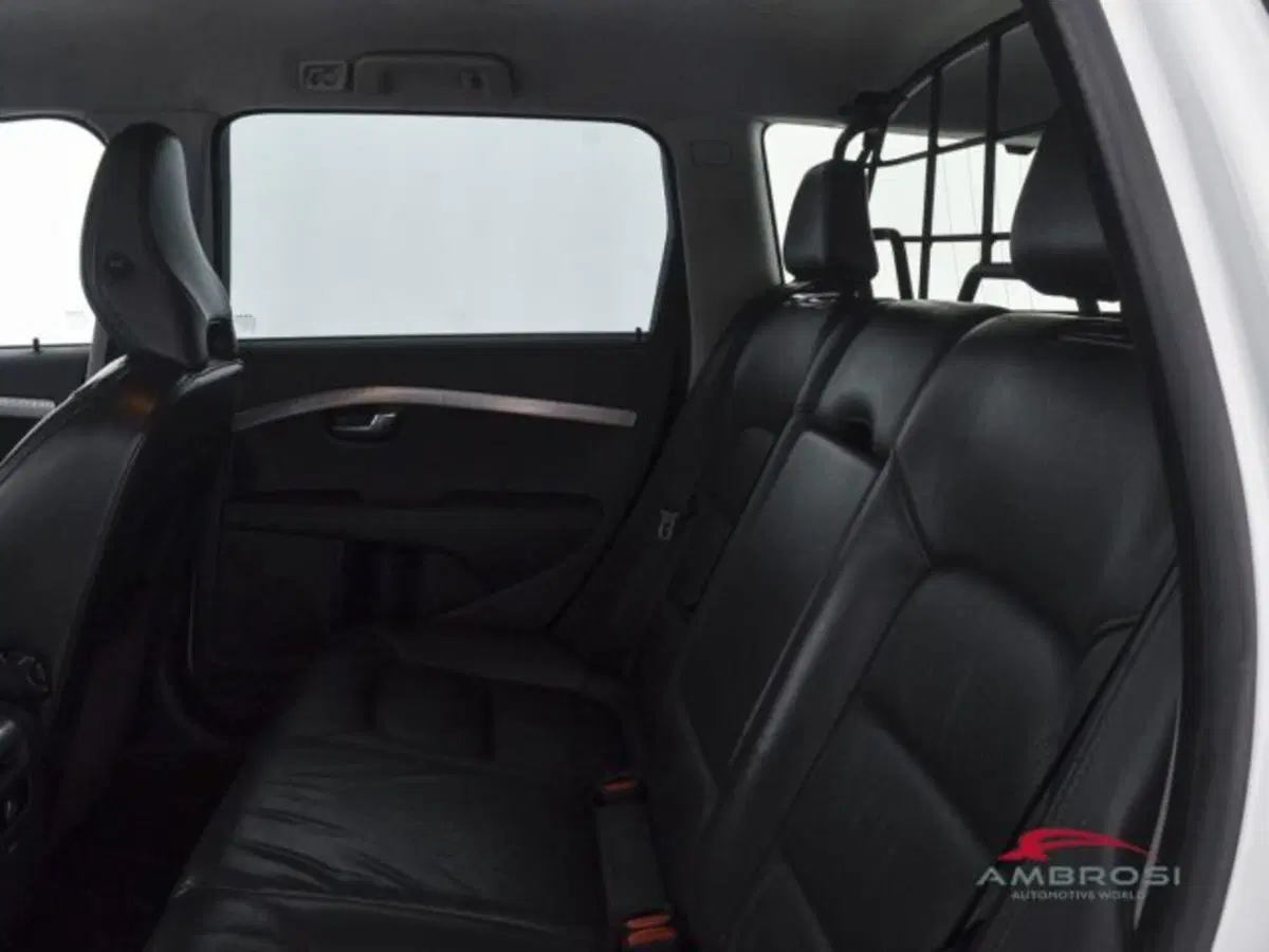 Volvo XC70 usata a Perugia (10)
