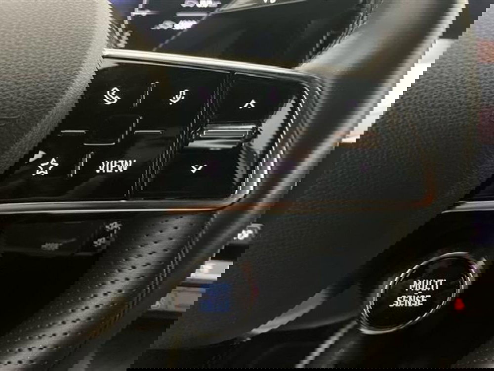 Renault Megane E-Tech Electric usata a Como (18)