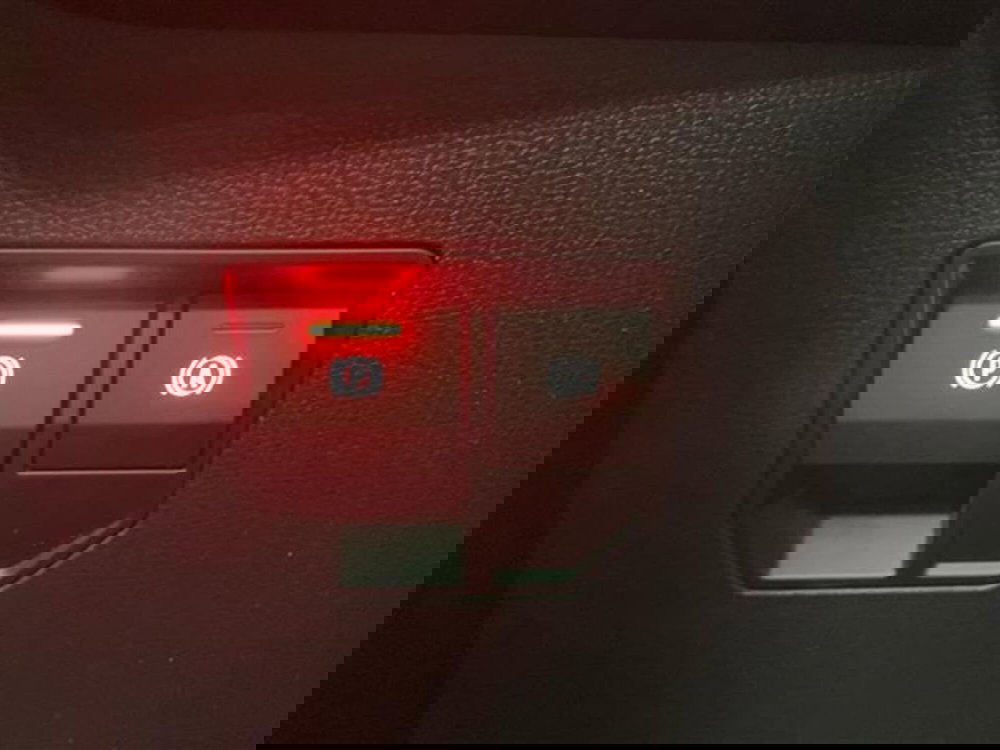 Renault Megane E-Tech Electric usata a Como (20)