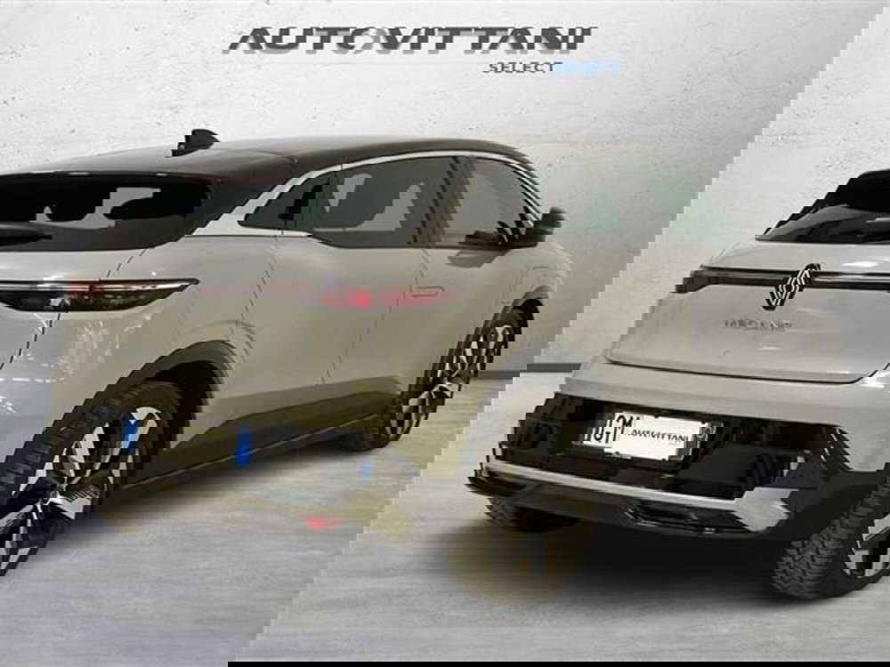 Renault Megane E-Tech Electric usata a Como (4)