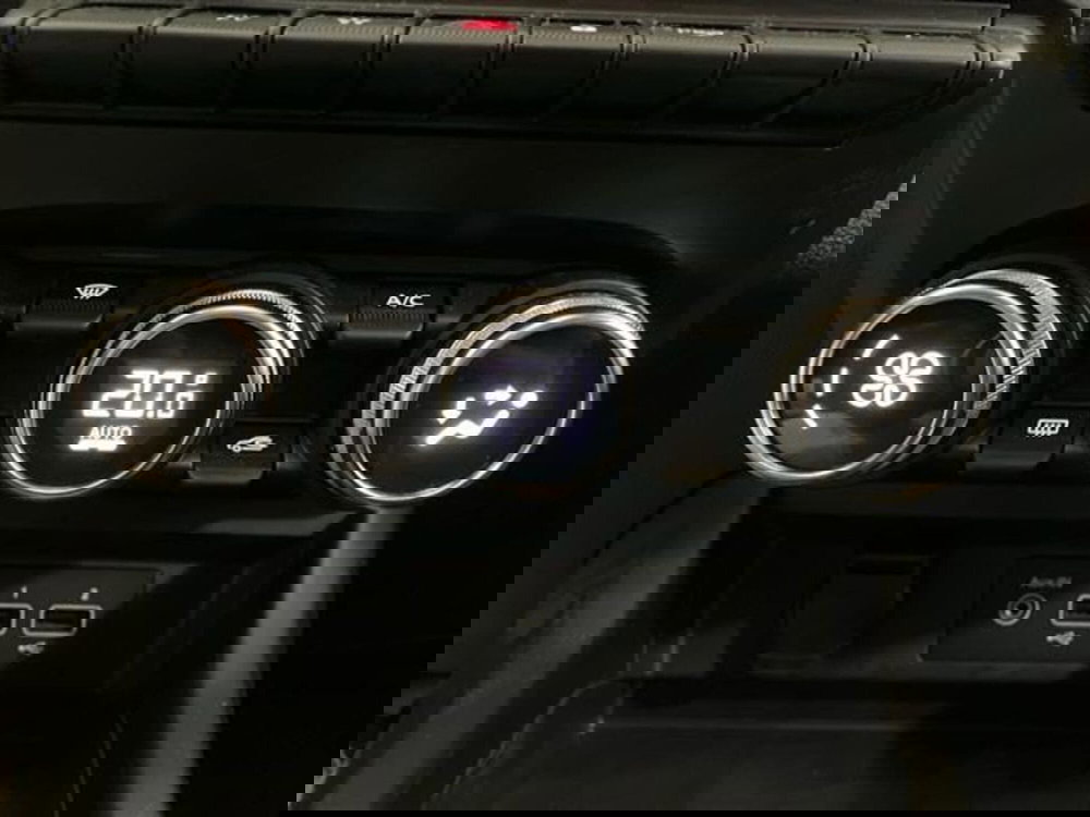 Renault Arkana usata a Como (19)