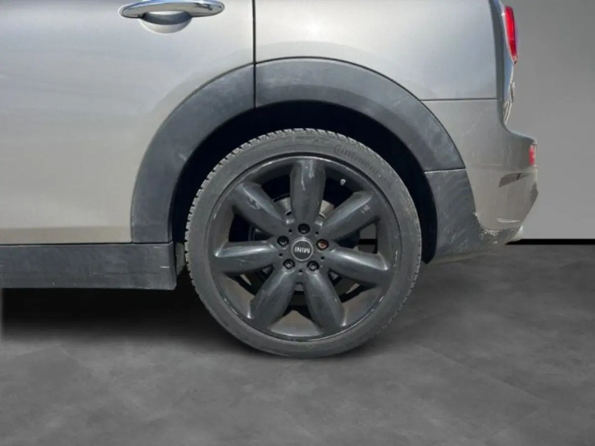 MINI Mini Clubman usata a Lecce (10)