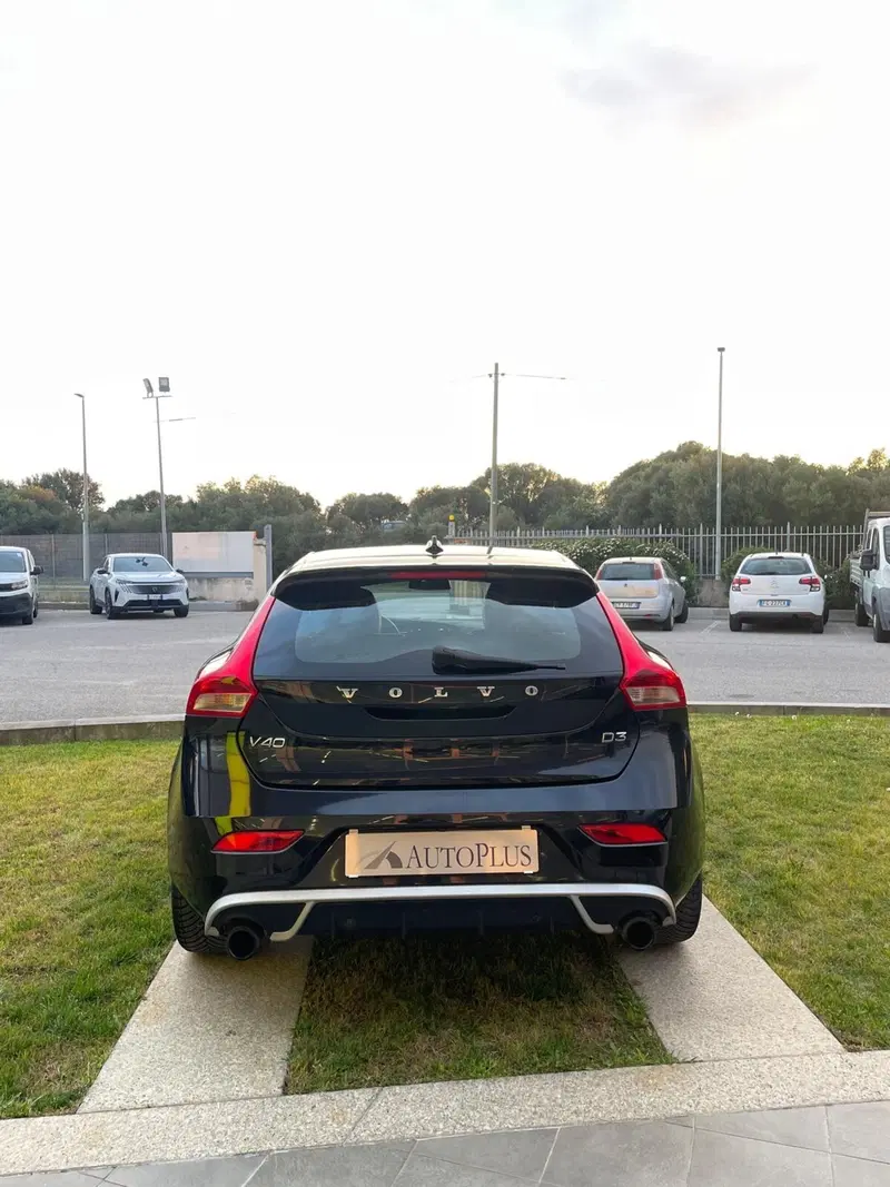 Volvo V40 usata a Sassari (10)