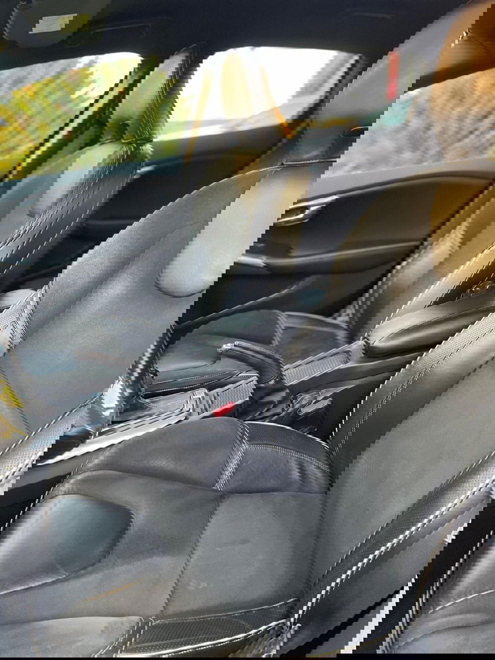 Volvo V40 usata a Sassari (11)