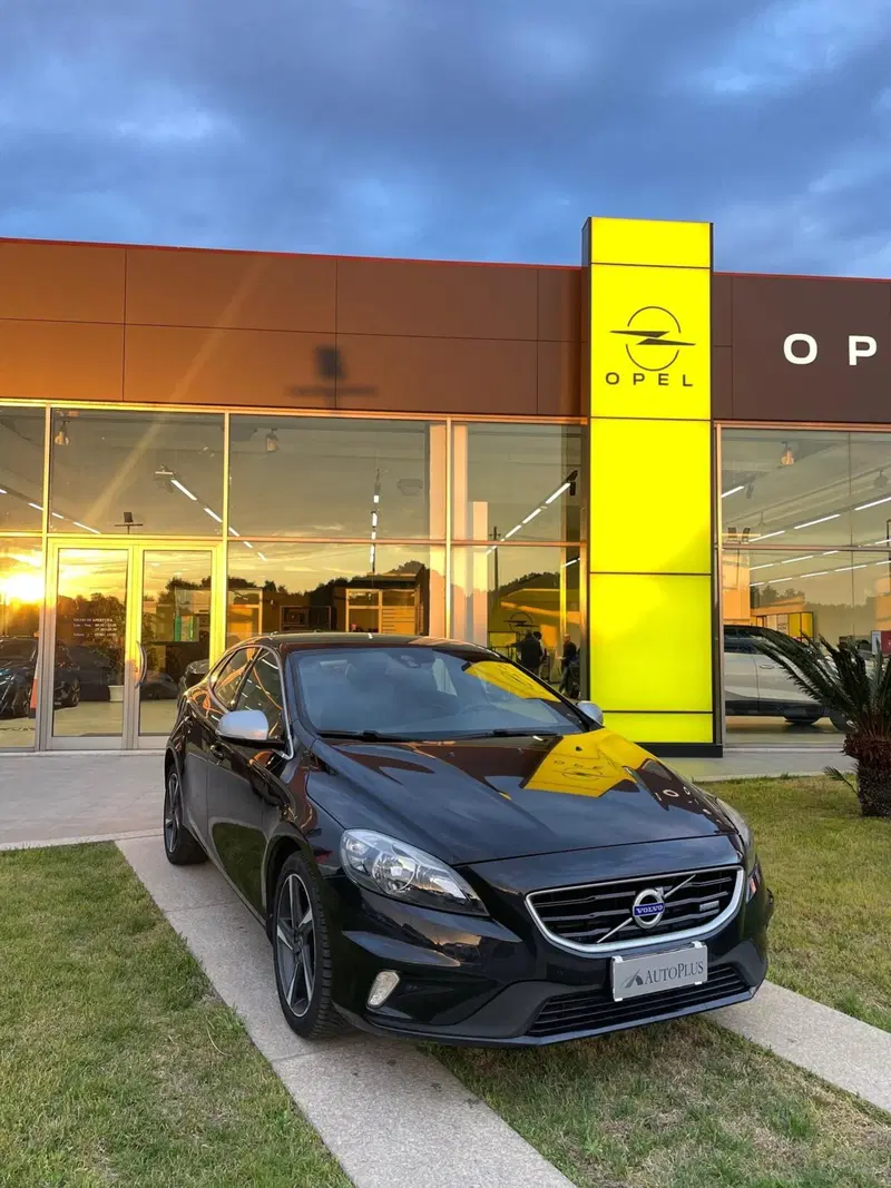 Volvo V40 usata a Sassari (13)