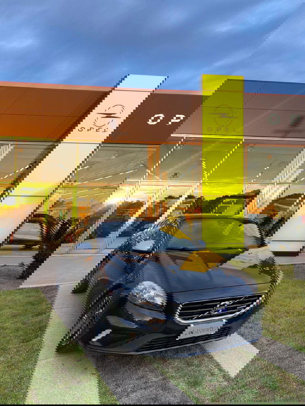 Volvo V40 usata a Sassari (13)