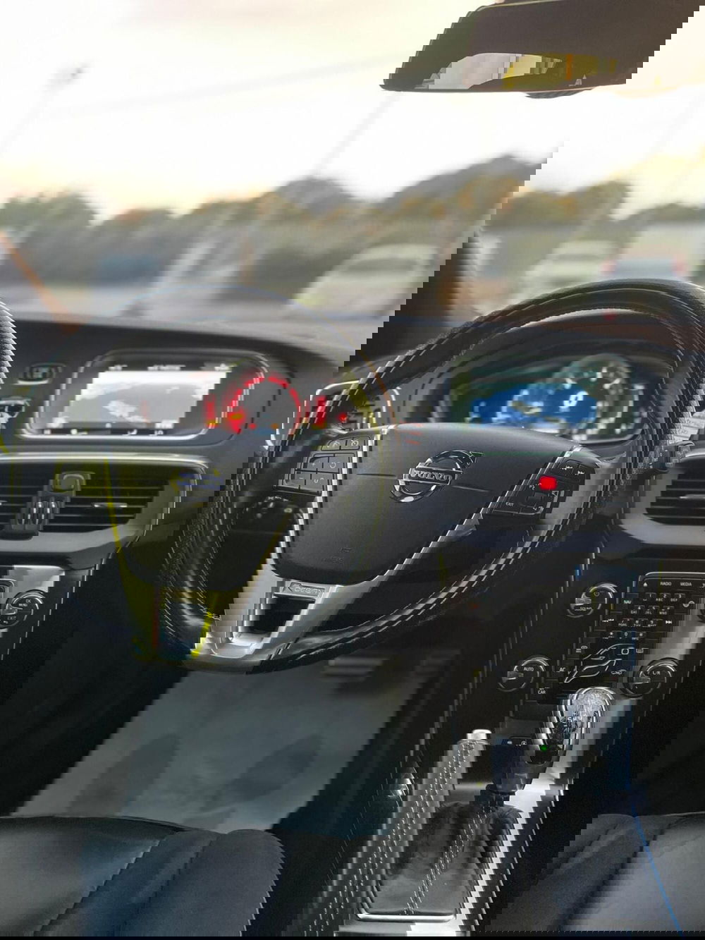 Volvo V40 usata a Sassari (18)