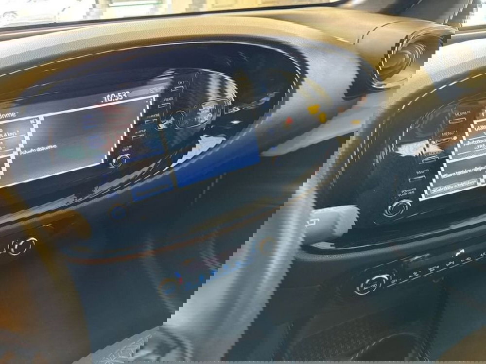 Toyota Aygo X usata a Prato (11)