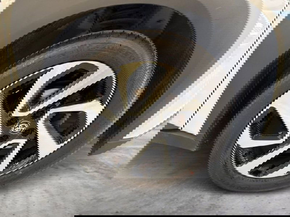 Toyota Aygo X usata a Prato (14)