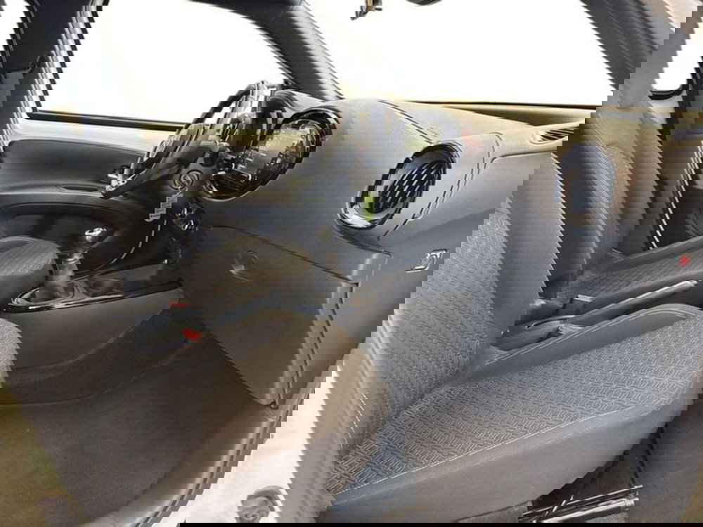 Toyota Aygo X usata a Prato (15)
