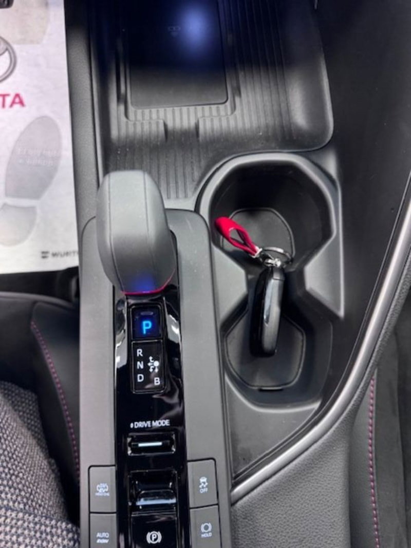 Toyota Toyota C-HR usata a Prato (15)