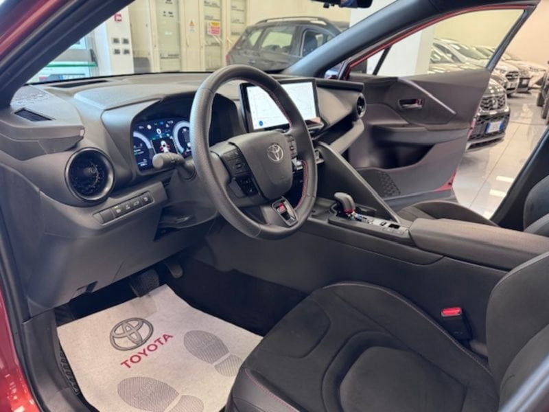 Toyota Toyota C-HR usata a Prato (8)