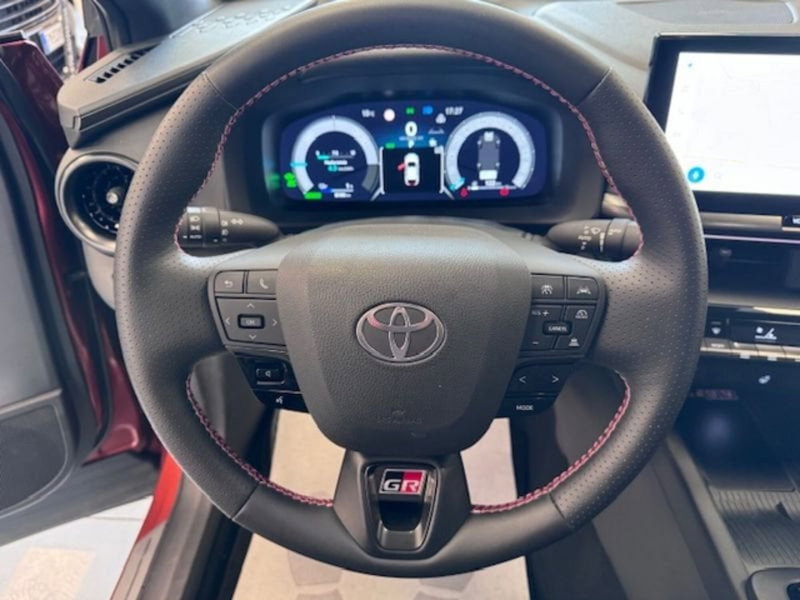 Toyota Toyota C-HR usata a Prato (9)