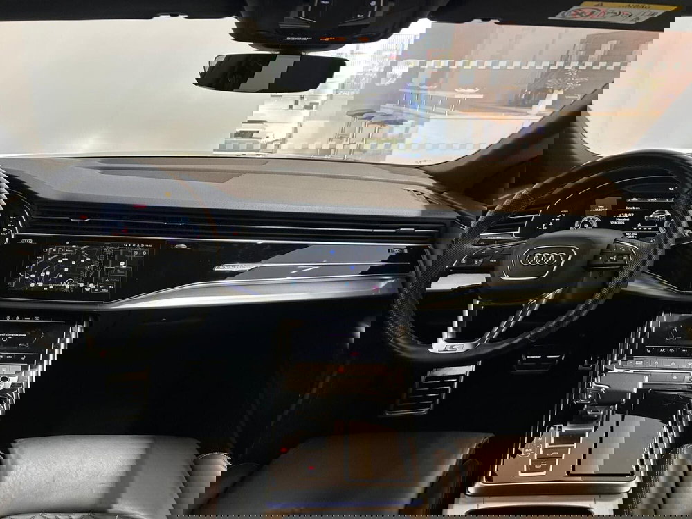 Audi Q8 usata a Napoli (4)