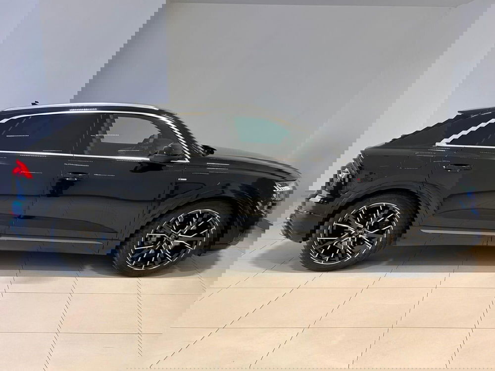 Audi Q8 usata a Napoli (8)