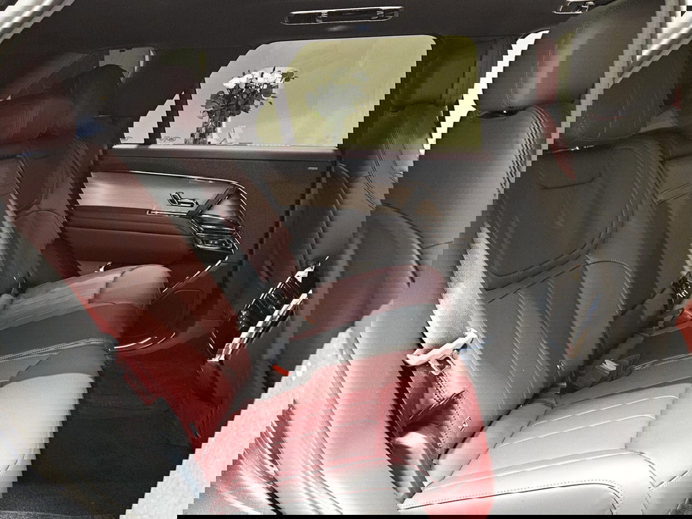 Land Rover Range Rover Sport nuova a Napoli (7)