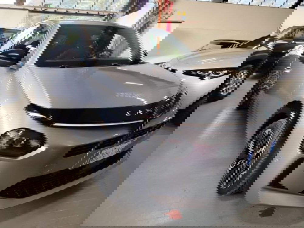 Lancia Ypsilon usata a Forlì-Cesena