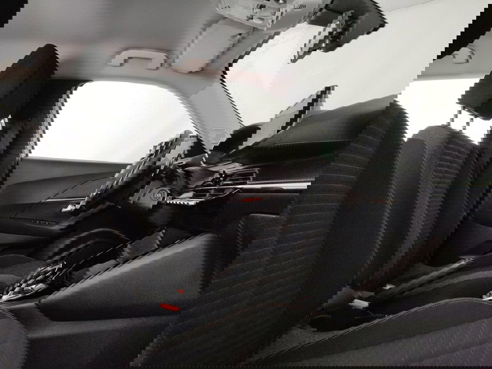 Peugeot 2008 usata a Roma (6)