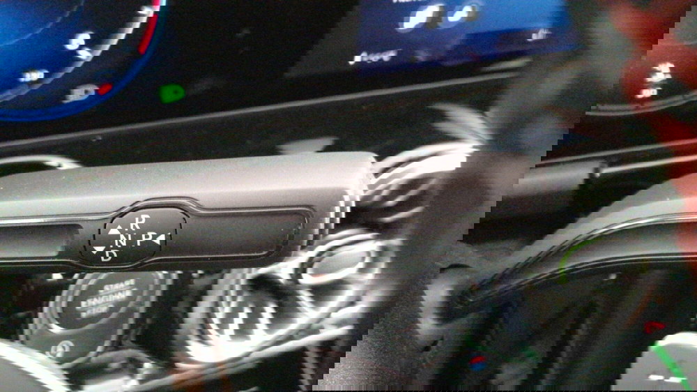 Mercedes-Benz GLA SUV usata a Roma (14)