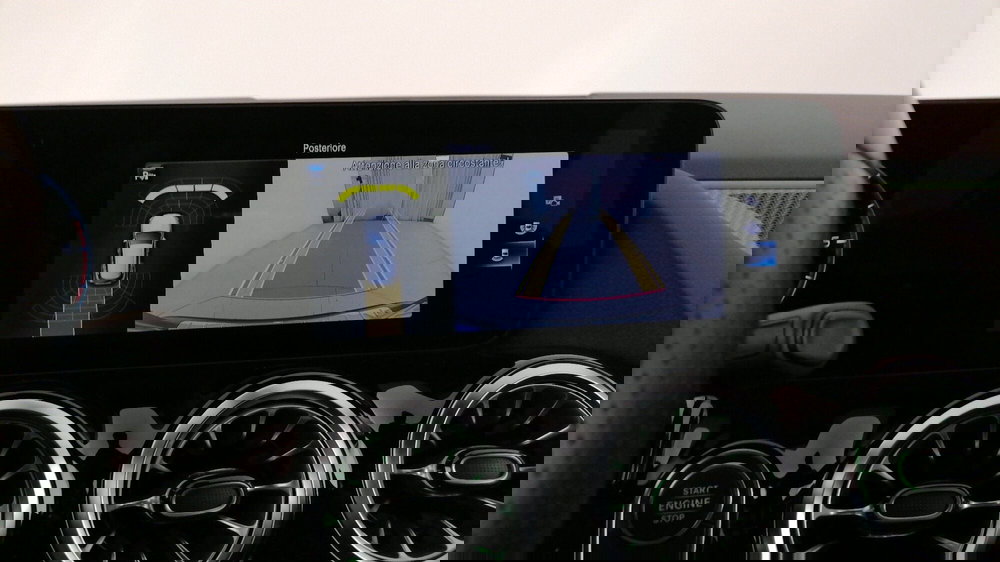 Mercedes-Benz GLA SUV usata a Roma (17)