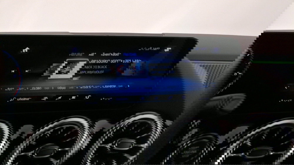 Mercedes-Benz GLA SUV usata a Roma (19)