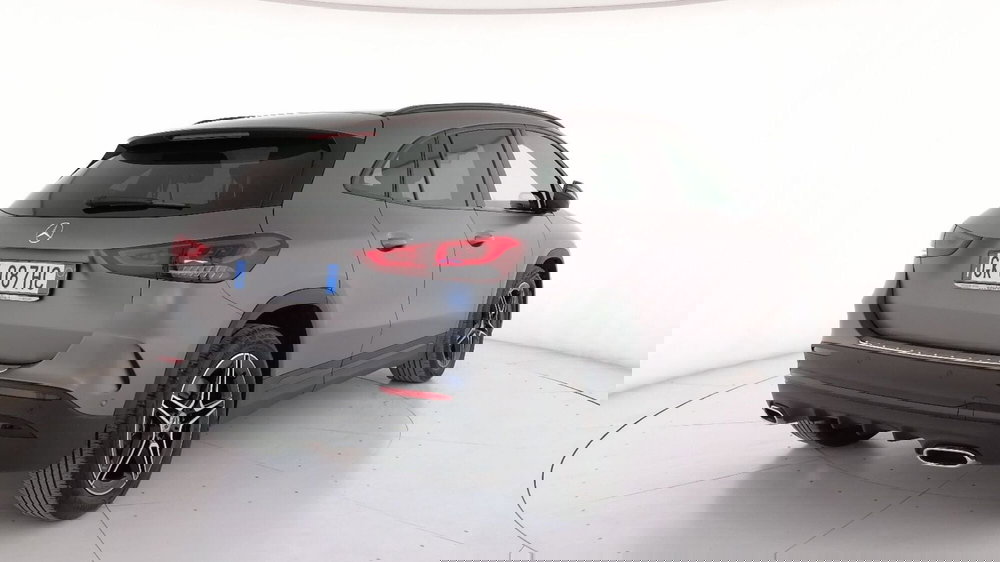 Mercedes-Benz GLA SUV usata a Roma (2)