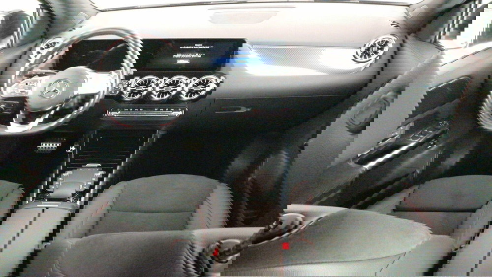 Mercedes-Benz GLA SUV usata a Roma (9)