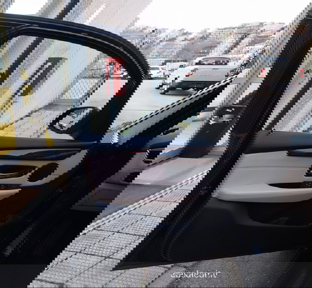BMW Serie 2 Active Tourer usata a Salerno (10)