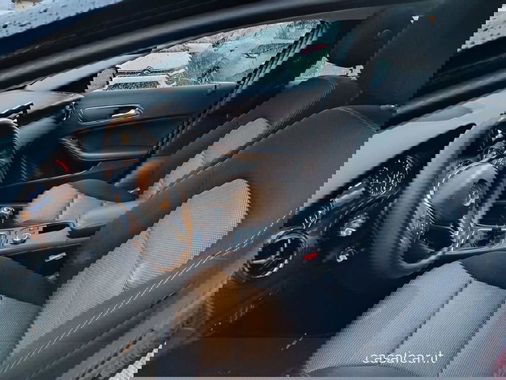 Mercedes-Benz GLA SUV usata a Salerno (18)