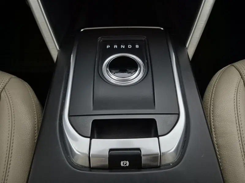 Land Rover Discovery Sport usata a Alessandria (11)