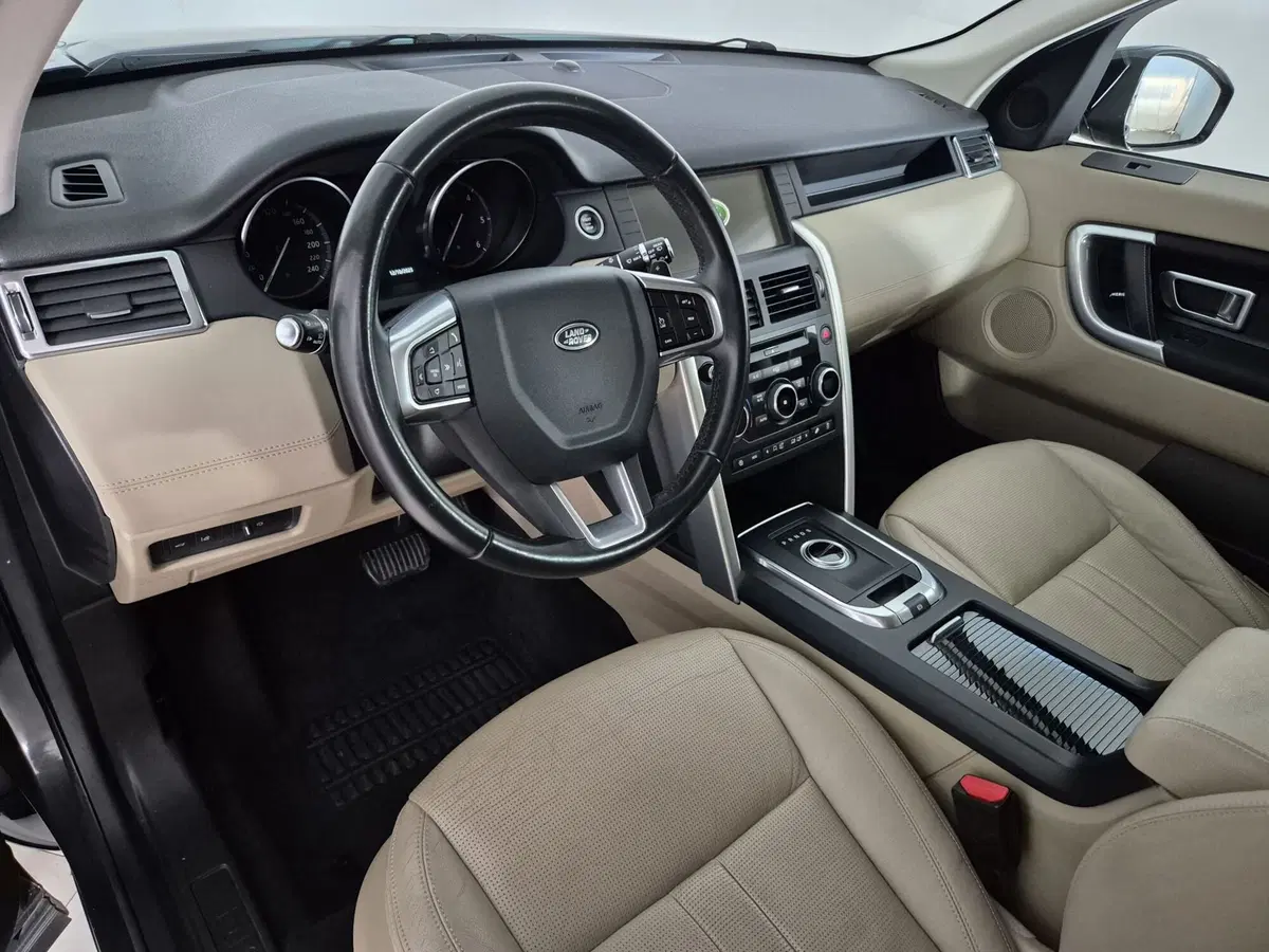 Land Rover Discovery Sport usata a Alessandria (17)