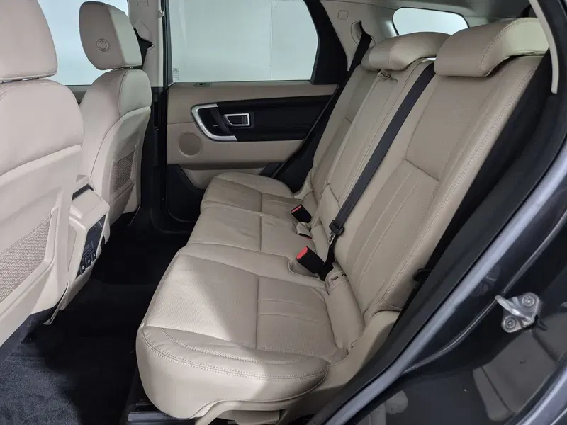 Land Rover Discovery Sport usata a Alessandria (5)