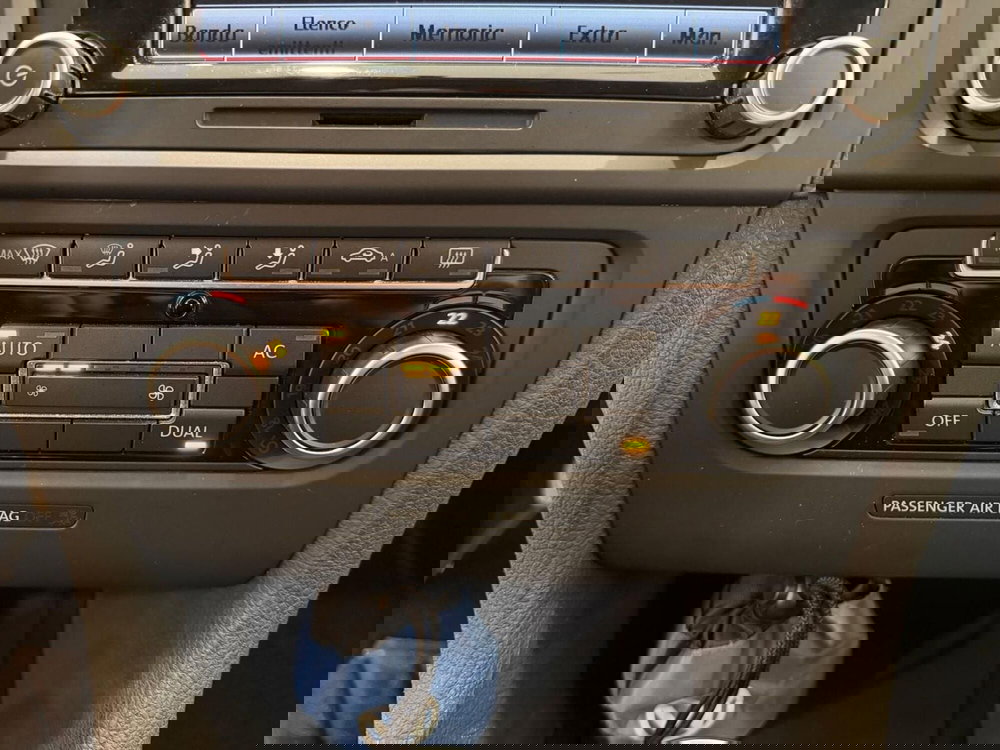 Volkswagen Golf usata a Napoli (13)