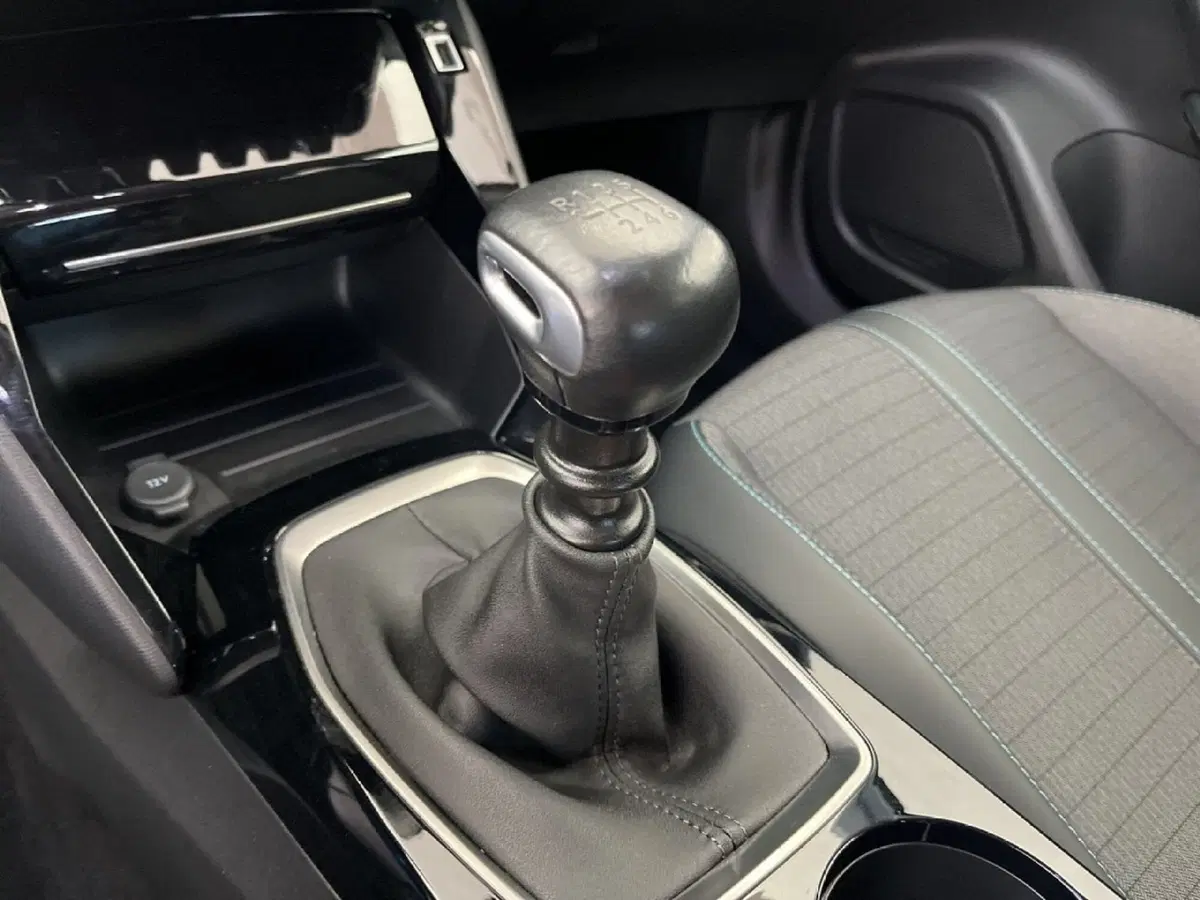 Peugeot 2008 usata a Torino (14)