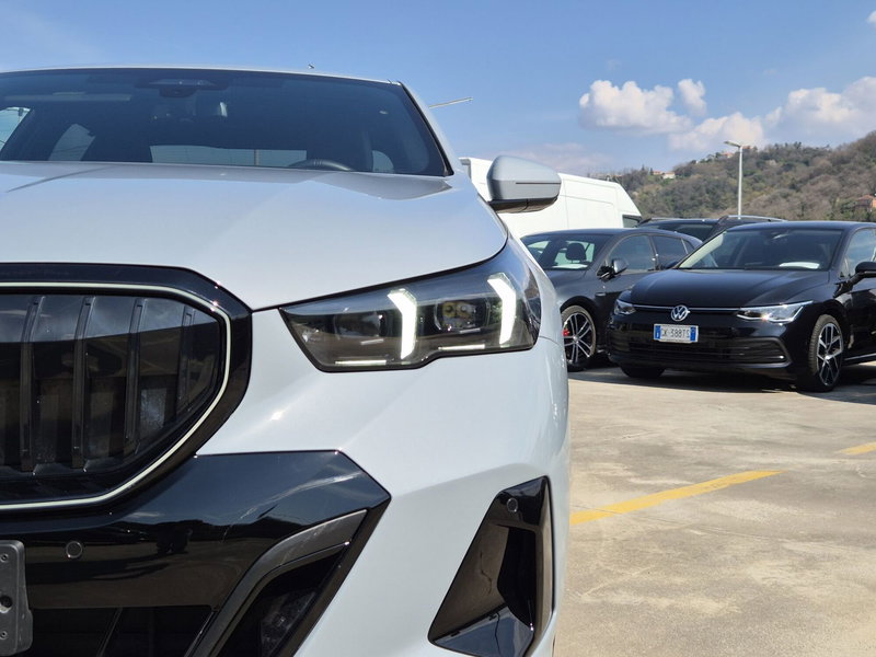 BMW Serie 5 usata  (18)