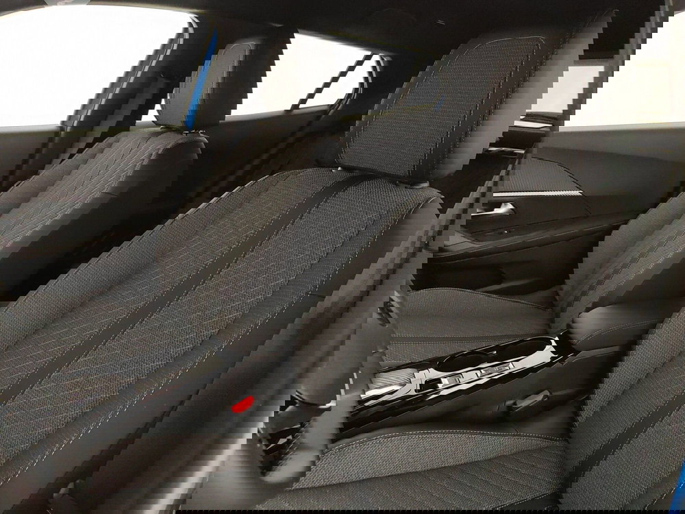 Peugeot 2008 nuova a Caserta (18)